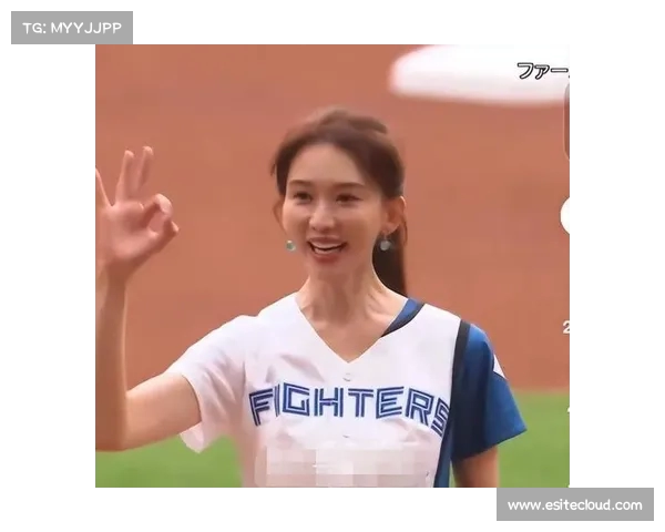 林志玲现身日本棒球赛,依旧美貌惊艳,网友称其为“永恒女神” 林志玲现身日本棒球赛,依旧美貌惊艳,网友称其为“永恒女神”