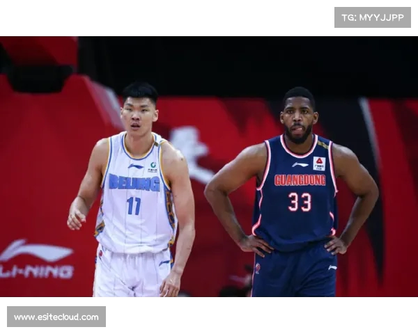 罗马全员精神焕发,迎接赛季新挑战 罗马全员精神焕发,迎接赛季新挑战