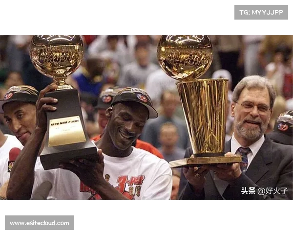 CBA总决赛MVP颁奖典礼举行