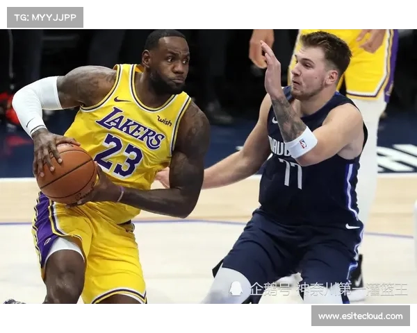 东契奇上演绝技！生断戈贝尔后扭头摊手，DPOY遭质疑为“卧底”(东契奇低头被罚出场)