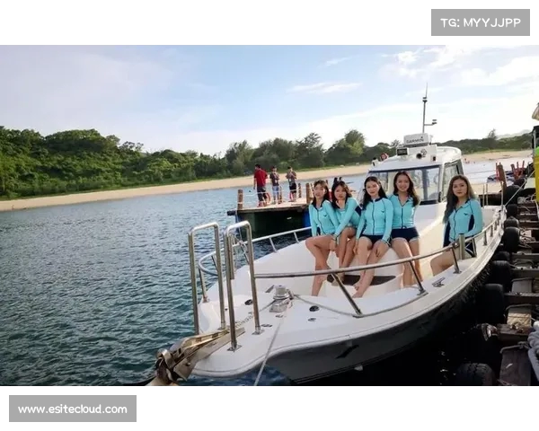 从怀孕到期待：阿夫迪亚的小肚子几个月后显现的美丽旅程(阿夫迪亚选秀报告)